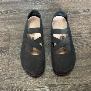 Birkenstock ballet flats.  Used 3 times- just a tad too small.  Great condition